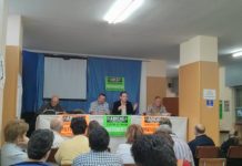 Entrevías y la estafa de las preferentes Asamblea informativa celebrada el pasado día 10 de abril.