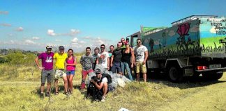 Grupo de voluntarios dispuestos a que el cerro muestre su mejor cara. /FOTO: Pablo Velasco