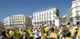 2014 ya vio movilizaciones de barrios en Sol por sus dotaciones educativas. Como no hacen caso, hay que repetirlo todos juntos.