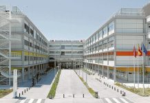 Entrada al Hospital Infanta Leonor. /Madrid Salud