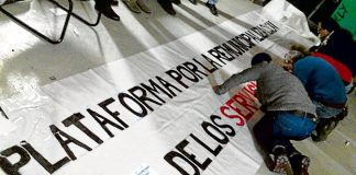 Participantes de la plataforma presentaron el acuerdo en la asamblea.