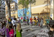 Acto conjunto con otros colectivos, en el marco de Vallecas Calle del Libro, para celebrar el Día del Libro el 23 de abril.
