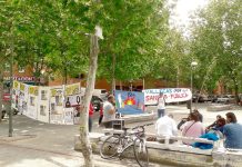 Acto conjunto con otros colectivos, en el marco de Vallecas Calle del Libro, para celebrar el Día del Libro el 23 de abril.