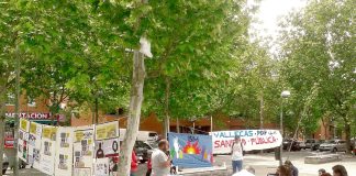 Acto conjunto con otros colectivos, en el marco de Vallecas Calle del Libro, para celebrar el Día del Libro el 23 de abril.