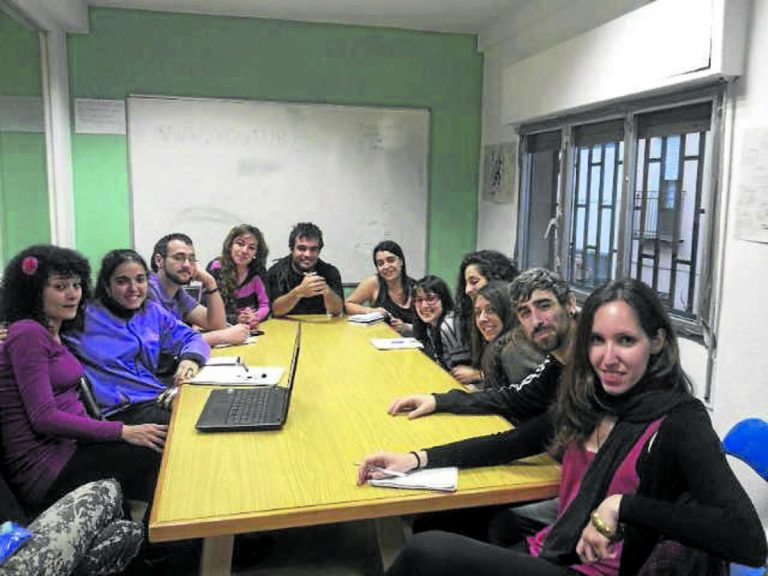 Participantes en la asamblea de la asociación.