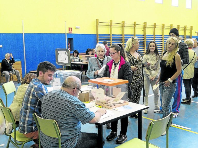 Colegio electoral en Vallecas.