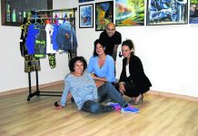De izquierda a derecha, María Zapata (Fam y Lias), Patricia González (Cananda), Luis Madrid (Angaraveca) e Inés Ruiz (Cananda).