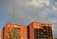 Desde las azoteas, siniestras sombras se ciernen sobre Fontarrón.