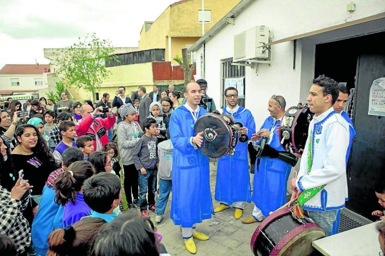 La parroquia interviene "como uno más" en la Cañada.