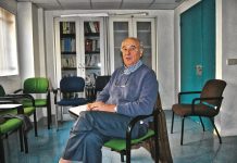 Juan Luis Ruiz-Giménez, en el Centro de Salud Vicente Soldevilla.