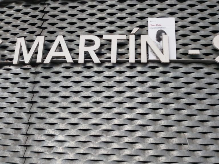 Vallecas lee en sus bibliotecas: Tiempo de diálogo en la Biblioteca Luis Martin-Santos