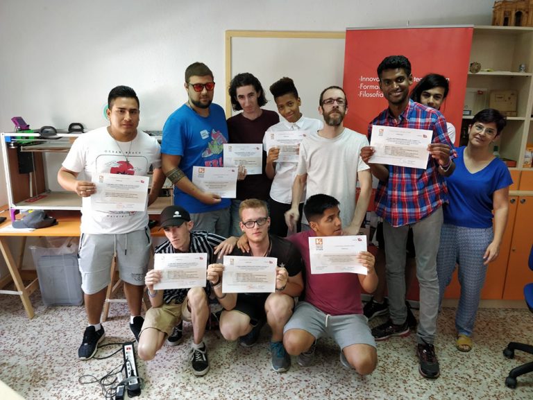 La Fablabteka está de aniversario
