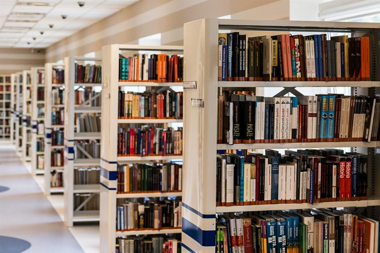 Los libros amasan ilusiones en el horno de la infancia