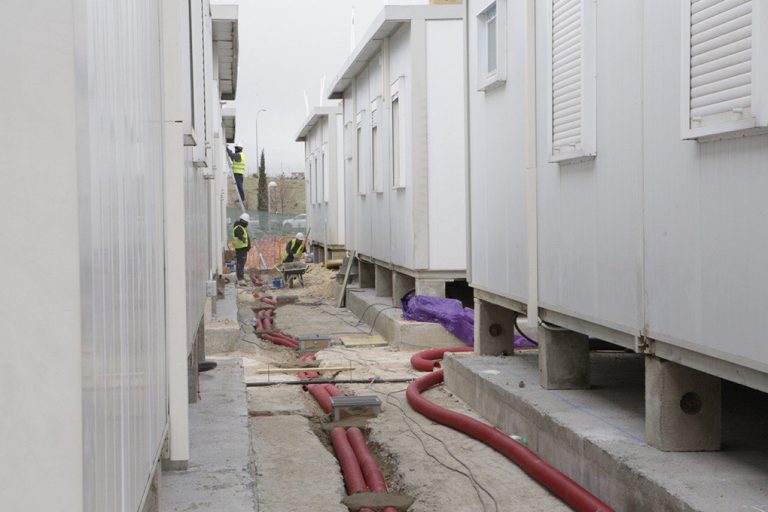 La improvisación del Ayuntamiento, un nuevo riesgo para los solicitantes de asilo