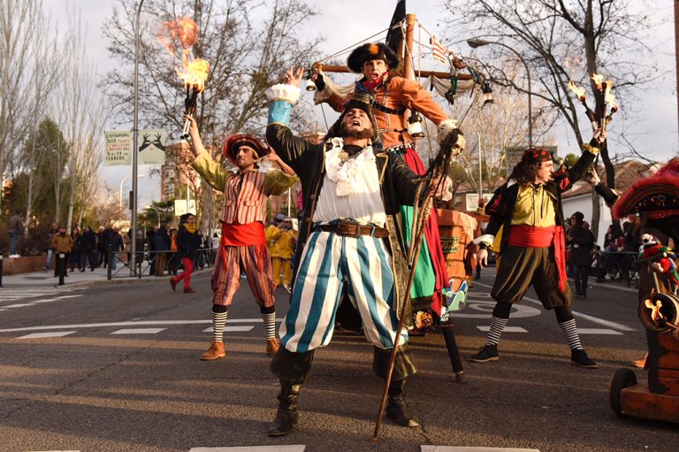 Baile de máscaras en Vallecas