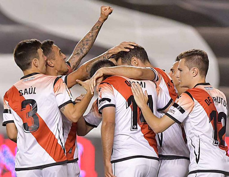 El Rayo acaricia los play-offs