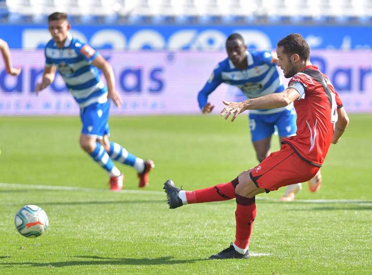 Partido loco y punto en Riazor