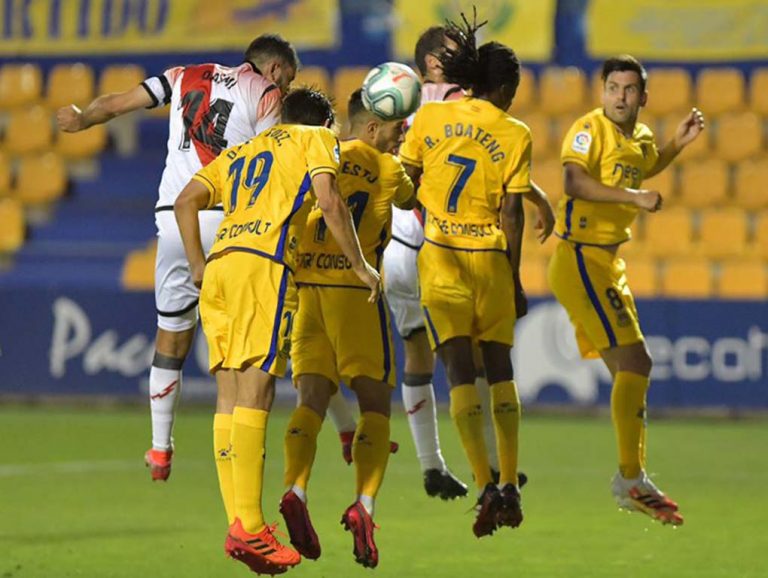 Paso atrás del Rayo en Alcorcón