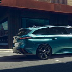 P52COVER_FACEBOOK_HYBRID